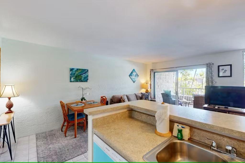 Cozy 1 Bdrm Condo At Ali'I Villas Каилуа-Кона Экстерьер фото